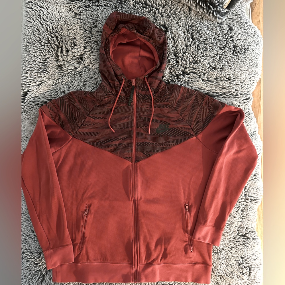 Nike Men’s Hooded Lifestyle Full Zip